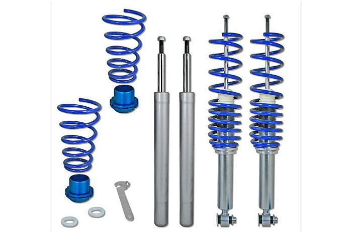 GF150214, Triple-S Schroefset, BMW 5-serie Sedan 525i/ 530i/ 540i/ 524TD/TDS  (Shock absorbers M14/D16mm) E34 01/1988-09/1995, 1060KG max vooraslast, Niet voor modellen met niveauregeling, Niet geschikt voor Stationwagen, Bij deze set zijn verkorte koppelstangen noodzakelijk, deze zijn los verkrijgbaar.